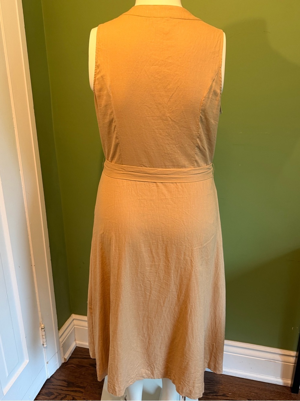 Reitman’s Linen Sleeveless Tan V-Neck Button Midi Dress with Waist Tie - Picture 8 of 10